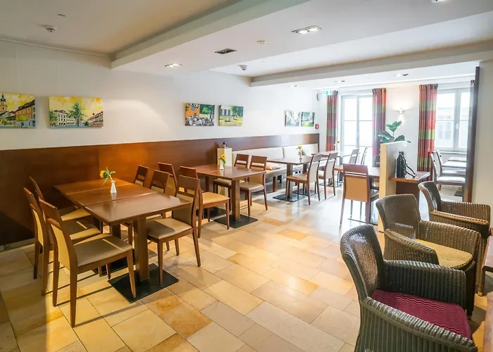 Altstadthotel Grauer Wolf 3*