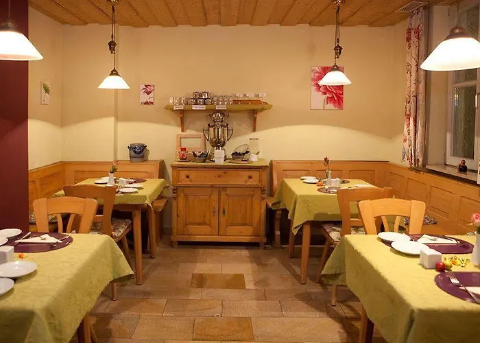 Altstadthotel Grauer Wolf מלון