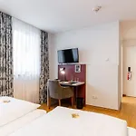 Altstadthotel Grauer Wolf Hotell