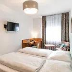 Ξενοδοχείο Altstadthotel Grauer Wolf 3*