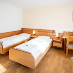 Altstadthotel Grauer Wolf Hotell 3*