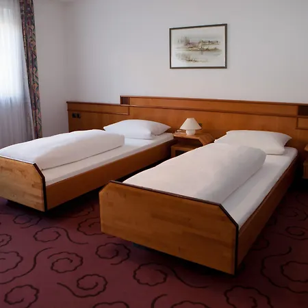 Altstadthotel Grauer Wolf 3* Erlangen