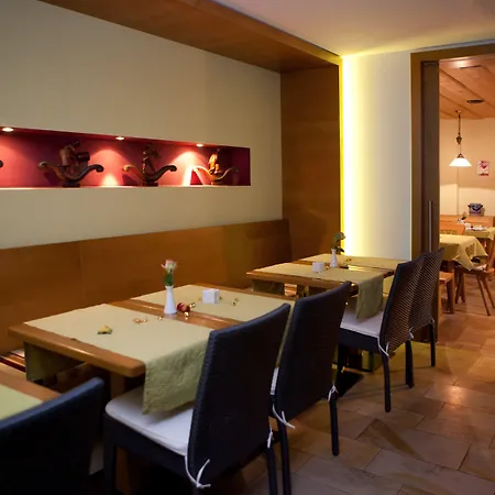 Altstadthotel Grauer Wolf Hotel 3*