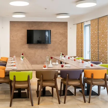 فندق Altstadthotel Grauer Wolf 3*