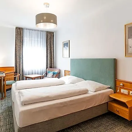 Altstadthotel Grauer Wolf Ξενοδοχείο 3*