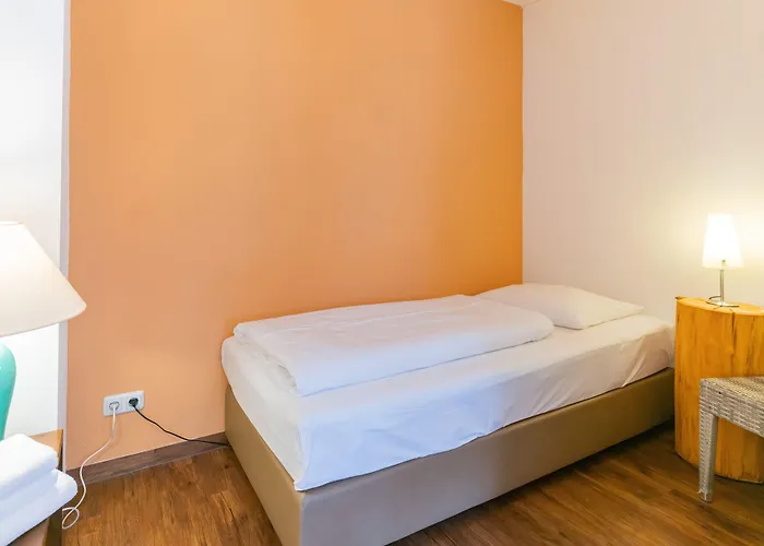 מלון Altstadthotel Grauer Wolf ארלנגן